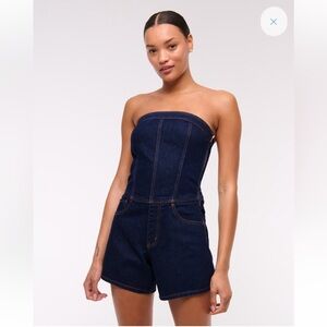 Abercrombie & Fitch Strapless Denim Romper- New With Tags- Size LP